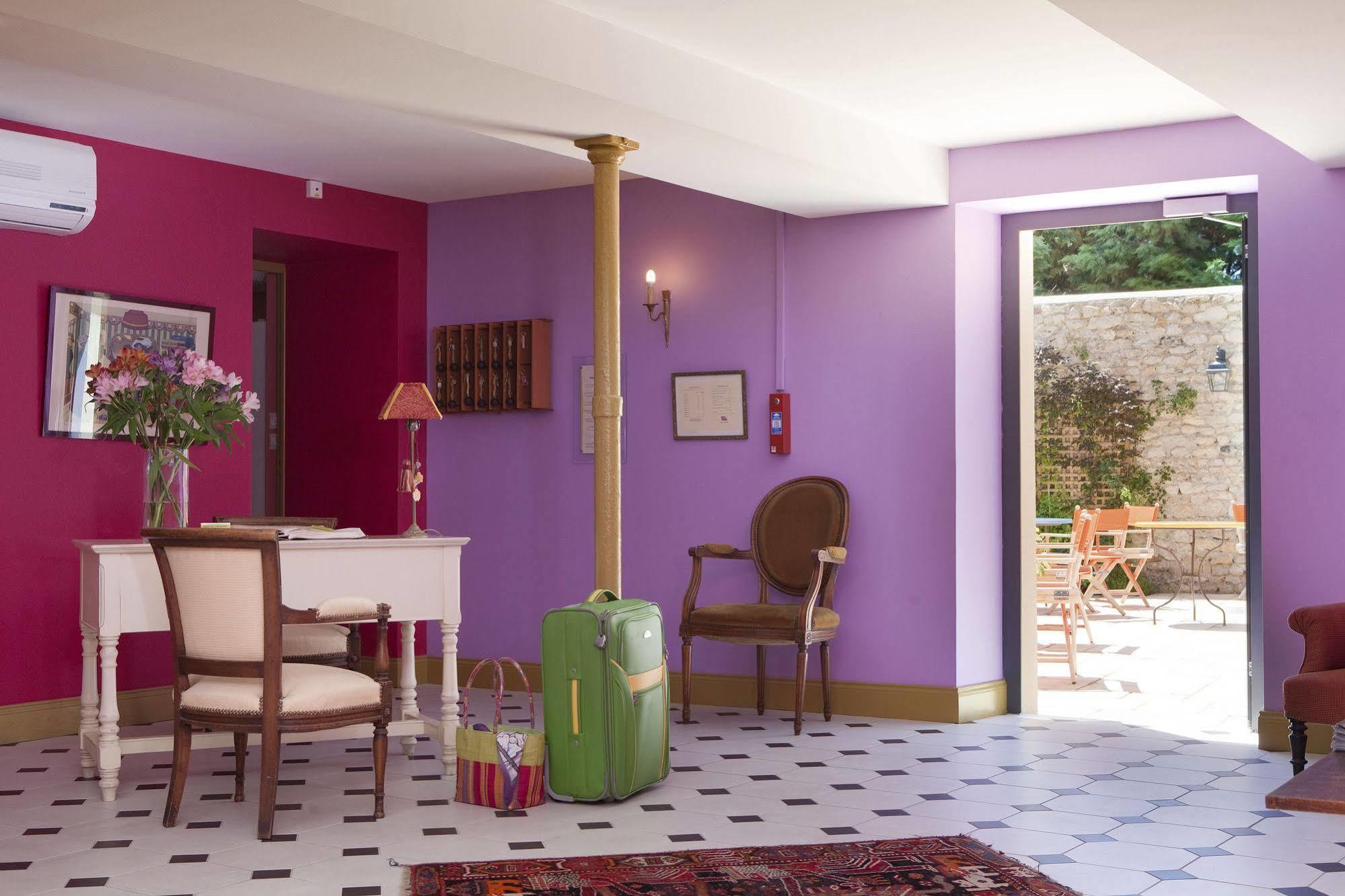 Logis Hotel O En Couleur Oucques-la-Nouvelle Esterno foto